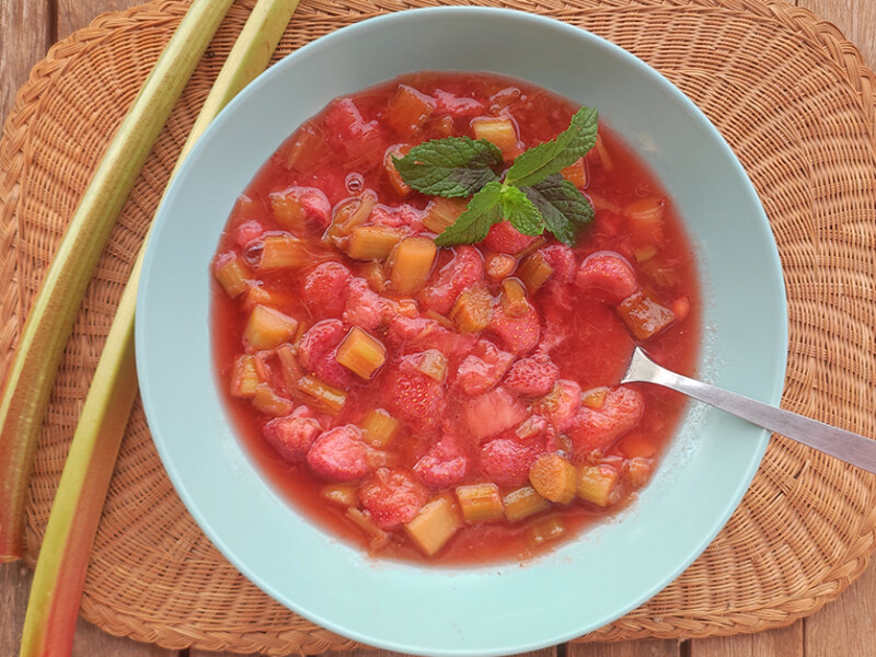 Receta de compota de fresas y ruibarbo